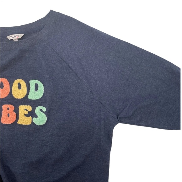 Wildfox Oversized Embroidered Good Vibes Sweatshirt Blue Pullover Women's XL - Picture 9 of 9